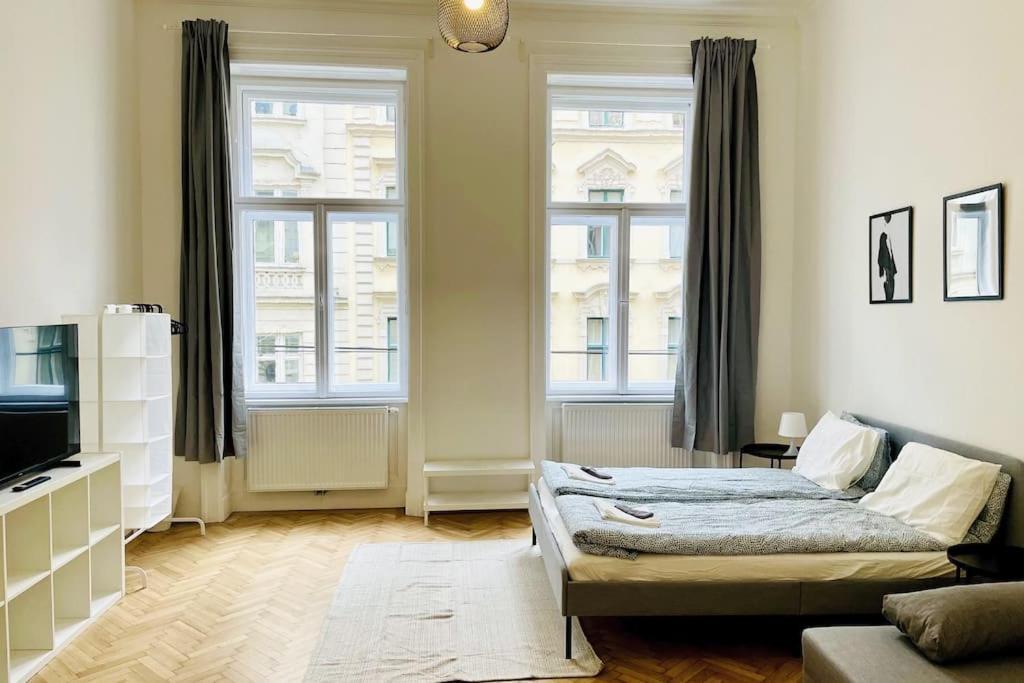 City-Center-Apartment Hip Area, Big & New Bécs Kültér fotó